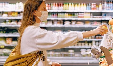Face masks to be made mandatory for all shoppers in England